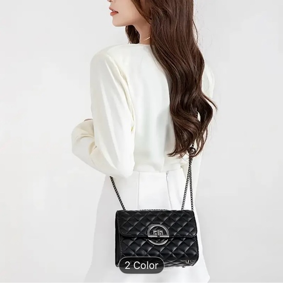 Elegant Unbranded Black Quilted Crossbody Chain Bag- NIP - Picture 12 of 12